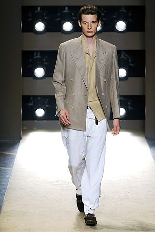 Gianfranco Ferre / - 2011